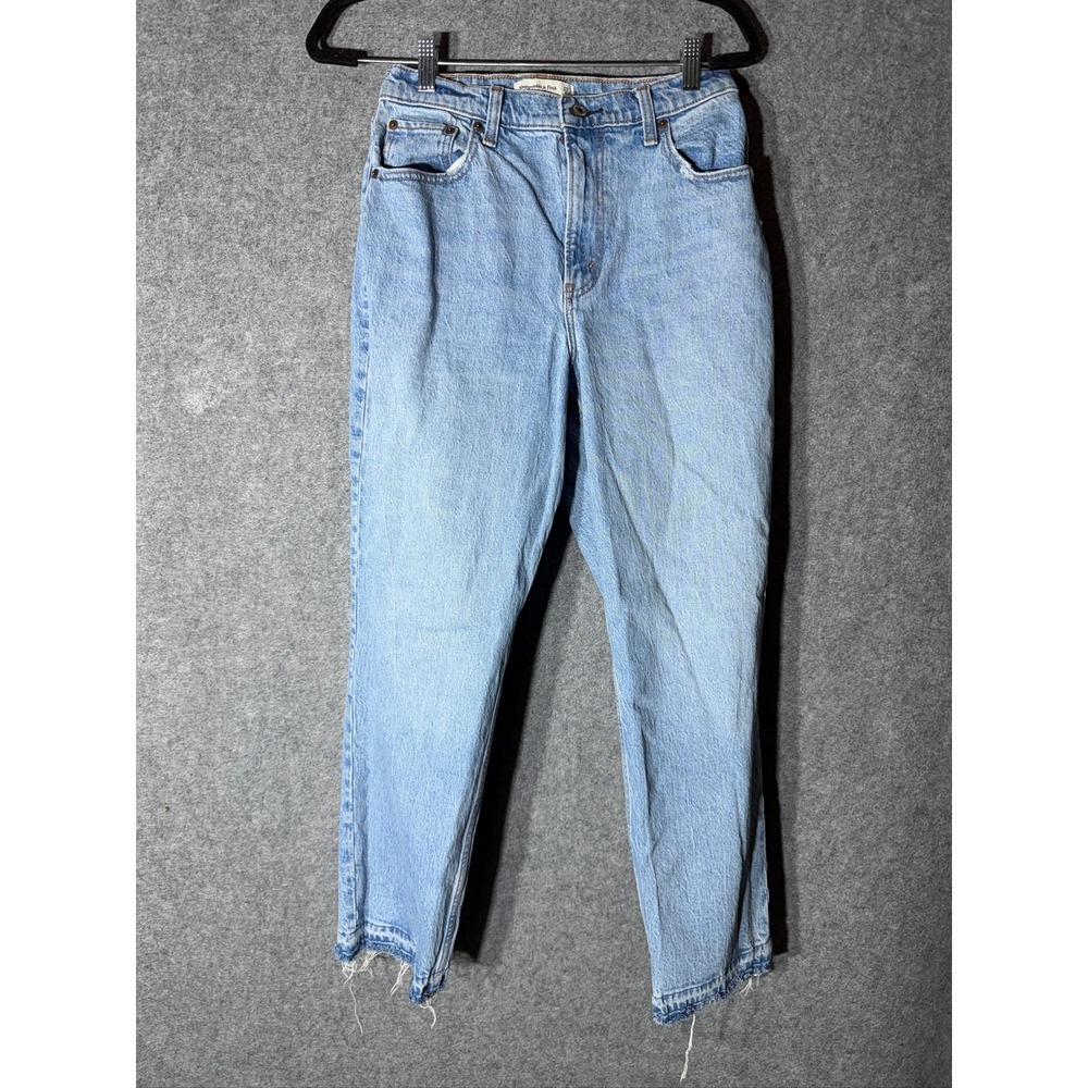 Abercrombie & Fitch Curve Love 90s Straight Ultra High Rise Jeans 29 8S Light